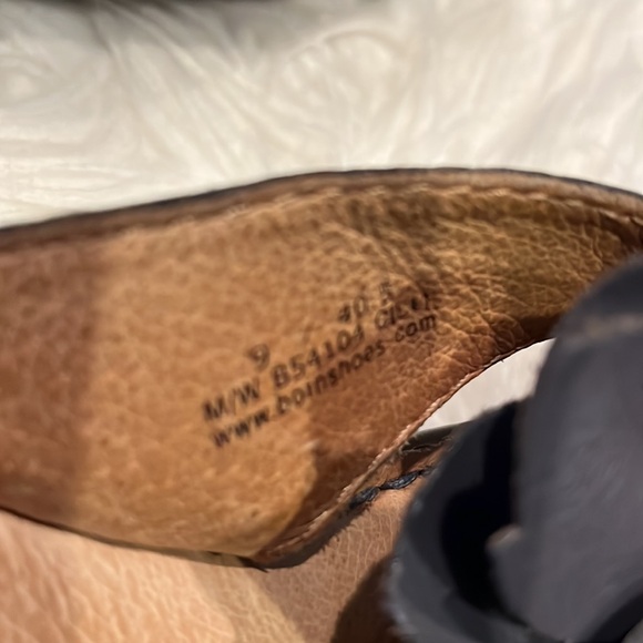 Born Charcoal Gray Flower Wedge size 9 - Picture 9 of 11